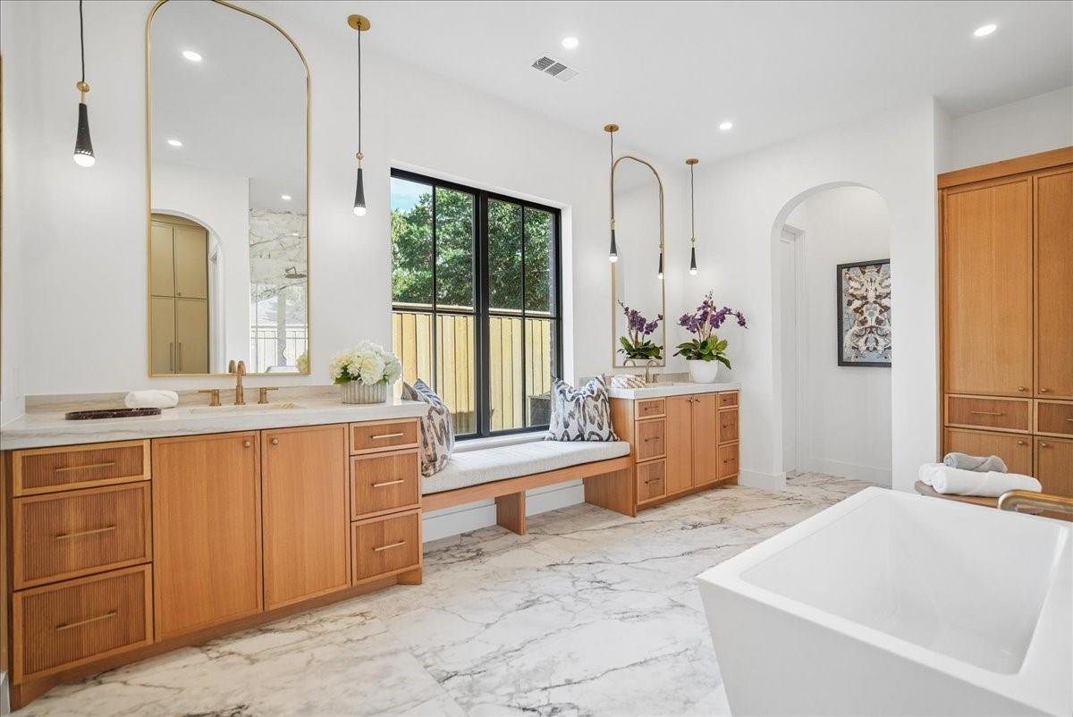 Primary Bath